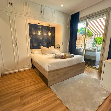 Piscine Privee, Plages A Pied & Palais A Proximite