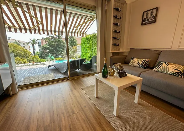 Daire Piscine Privee, Plages A Pied & Palais A Proximite